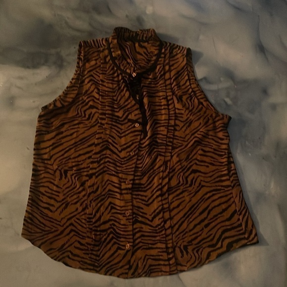 WHBM tan and black tiger print sleeveless top with black ribbon tie, size L - Picture 1 of 4